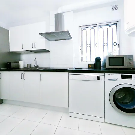 Apartamento De 2 Suites Amplio Y Centrico *